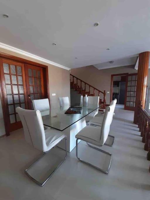 Vivenda Com Patio, No Coracao Do Mindelo Villa Exteriör bild