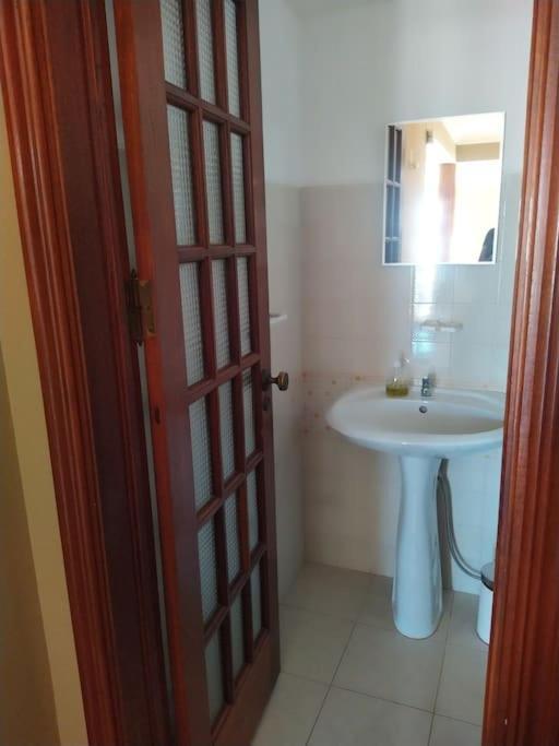 Vivenda Com Patio, No Coracao Do Mindelo Villa Exteriör bild