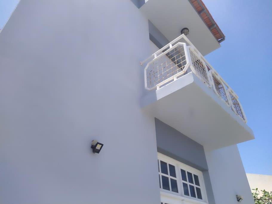 Vivenda Com Patio, No Coracao Do Mindelo Villa Exteriör bild